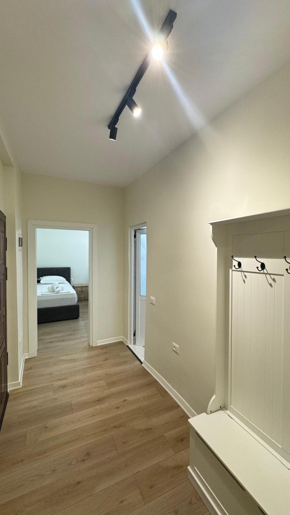 Charming Comfort Apartment 地拉那 外观 照片