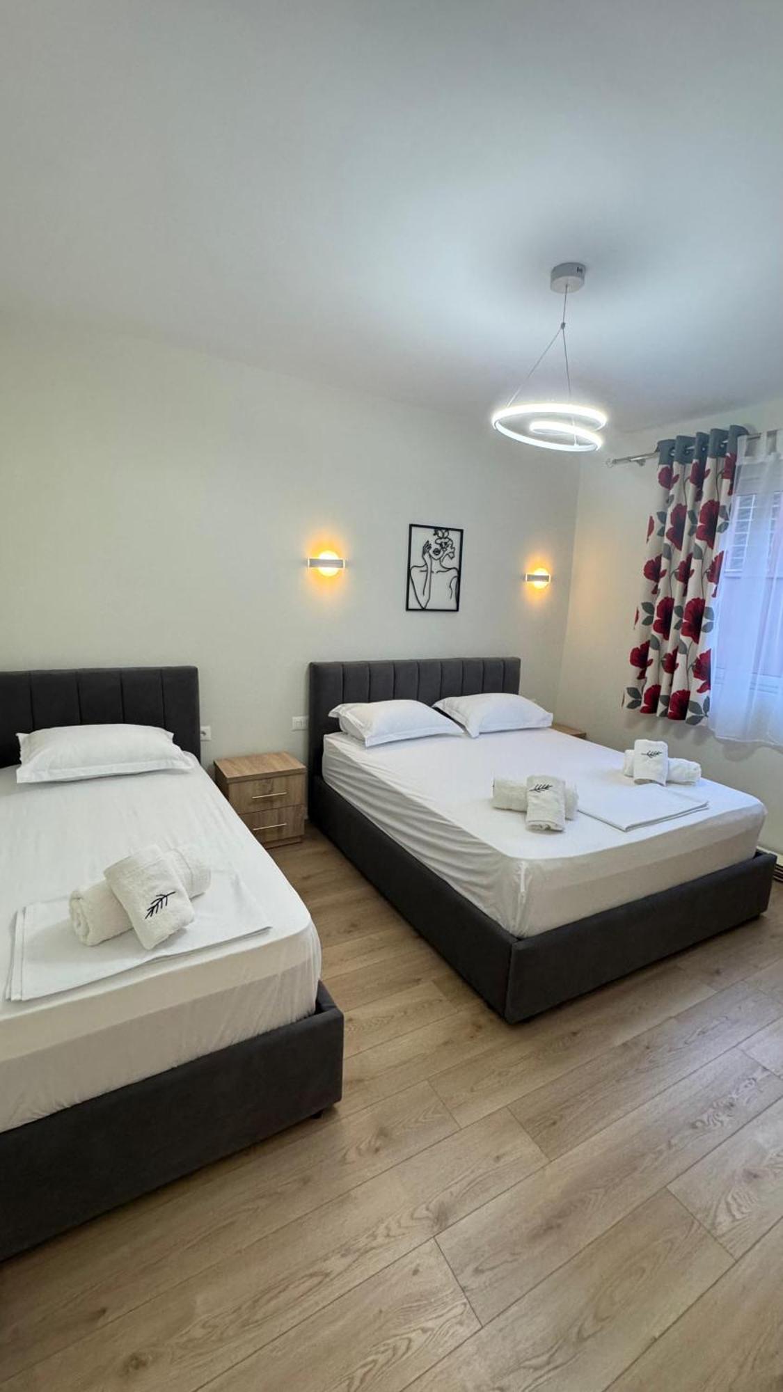 Charming Comfort Apartment 地拉那 外观 照片